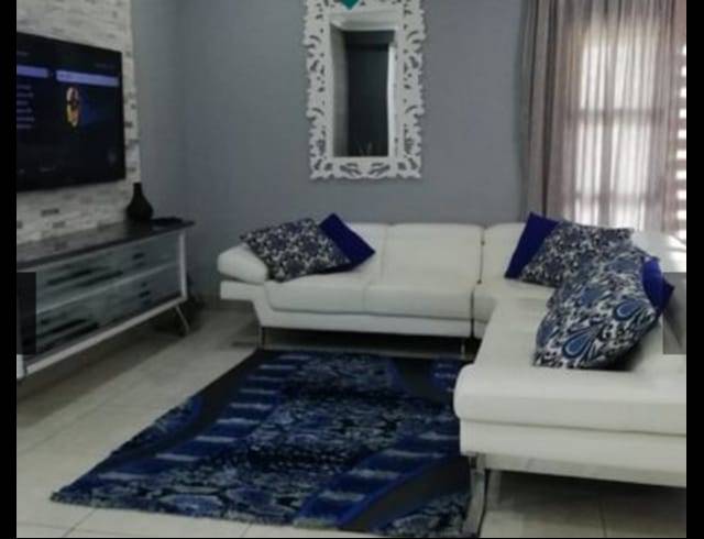3 BEDROOM GATED ESTATE TO LET IN WILLOWBROOK